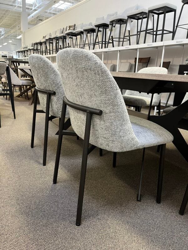 Boomerang Oval Dining Table by Amisco - Image 3